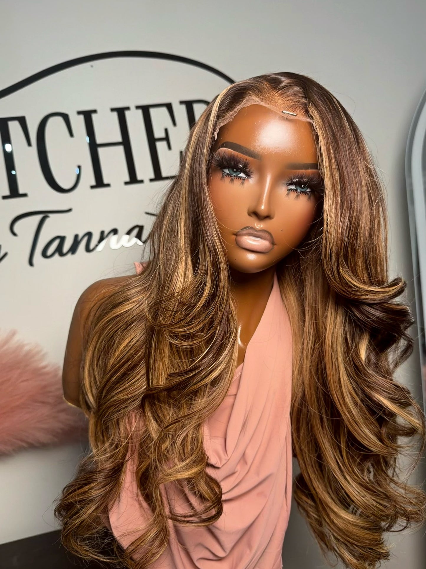 Kimberly-26"-6x6 HD