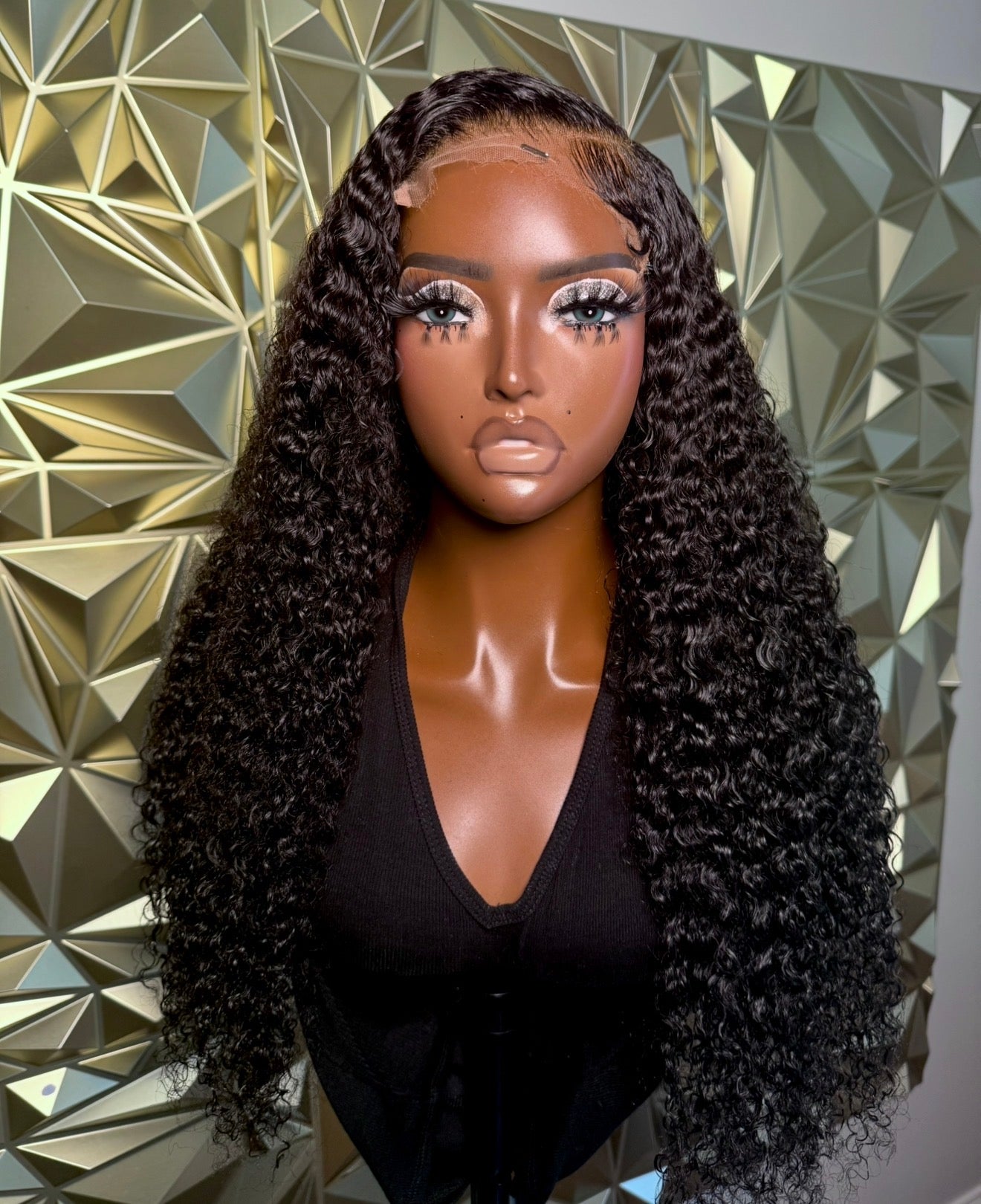 Kia 22" HD Glueless Closure Wig