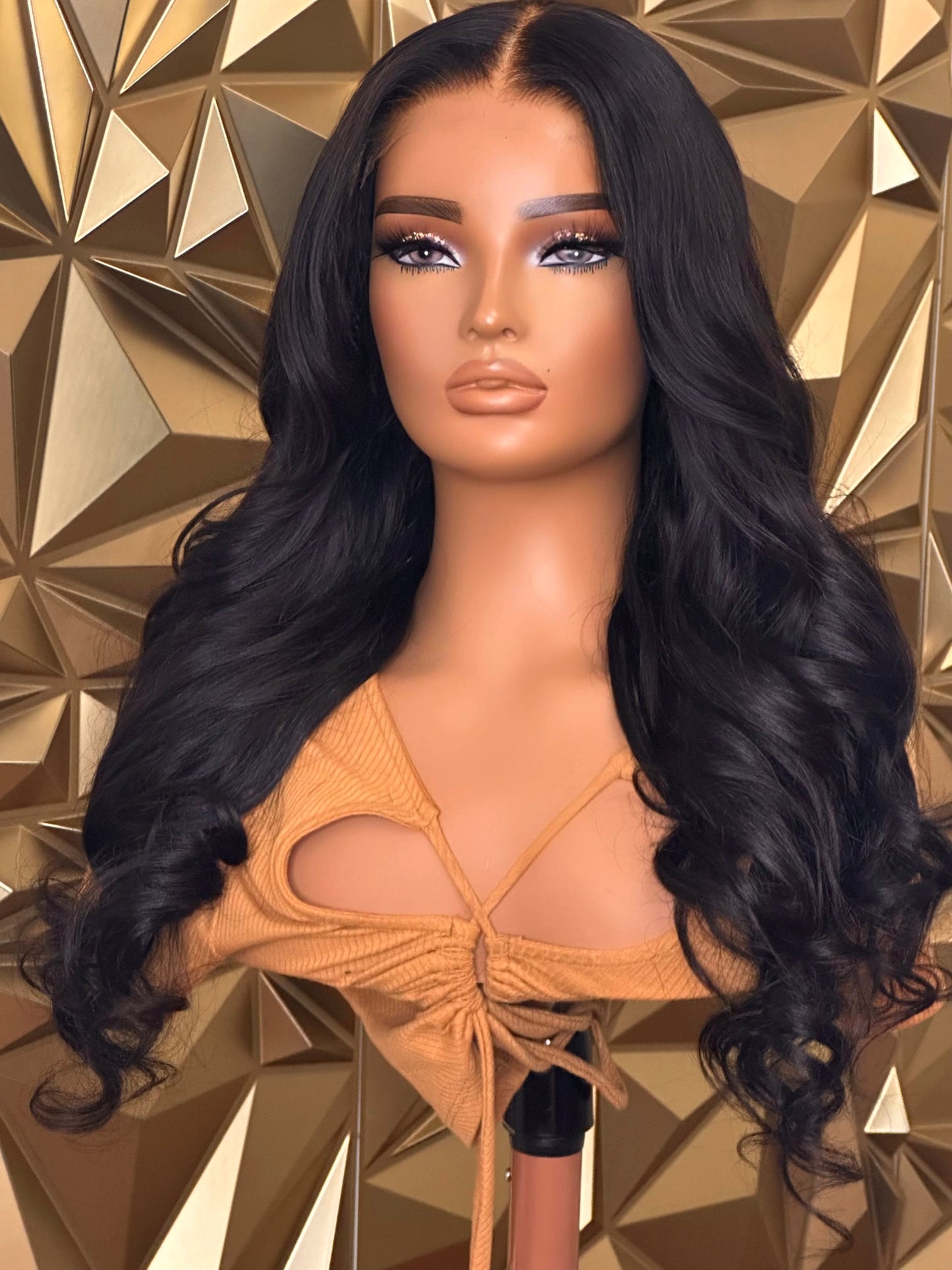 Deja-Closure Wig