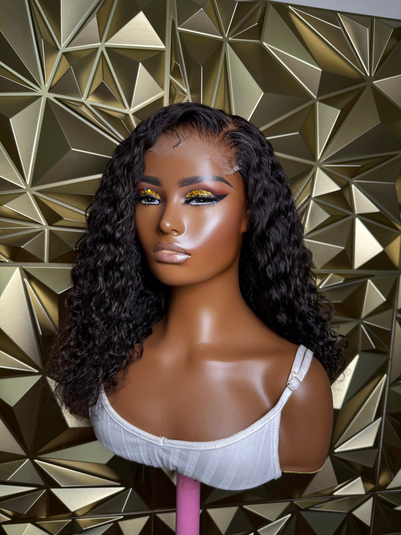 Jolie-16"- Closure Wig