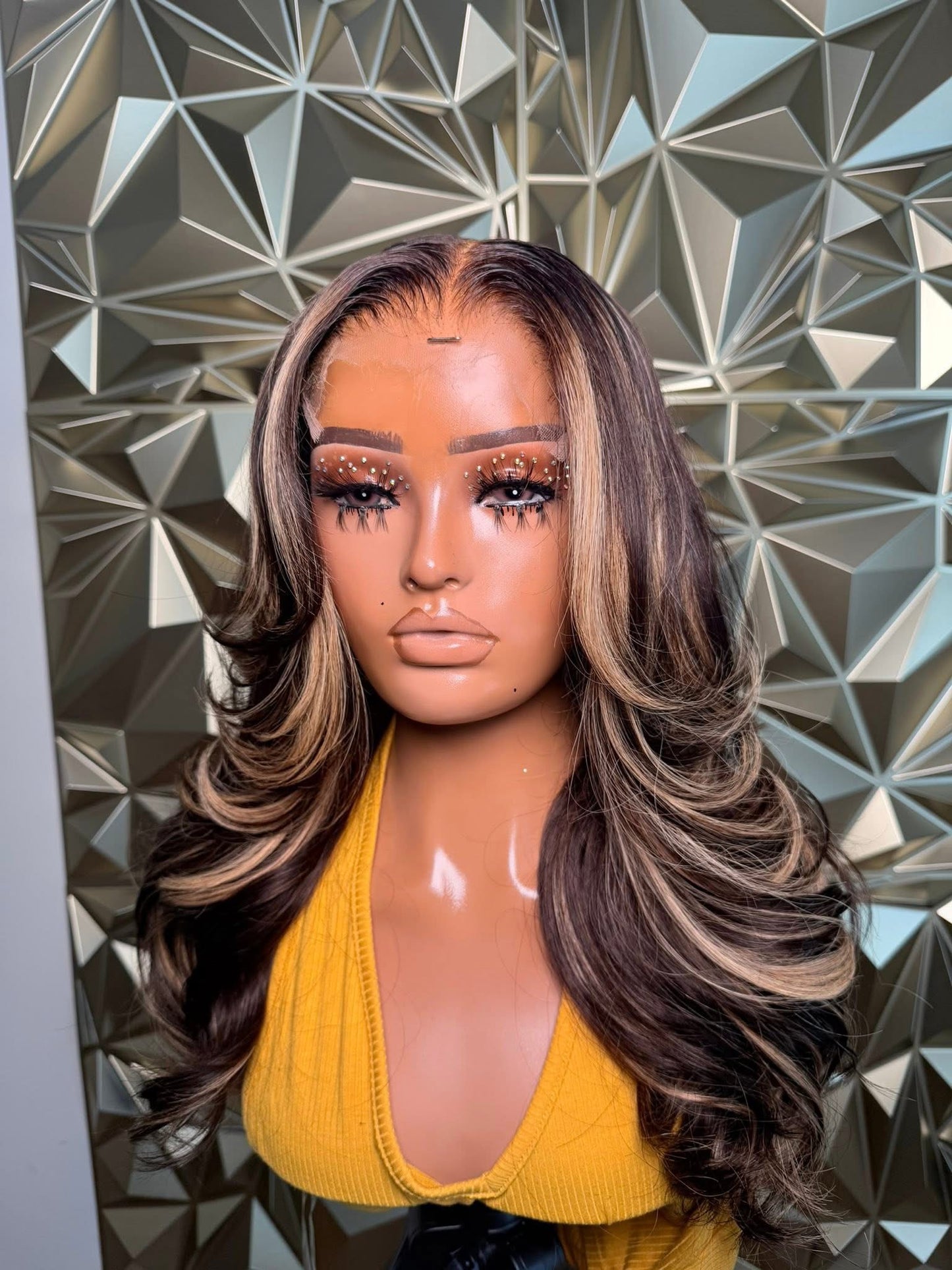 Emorie-18"-6x6 HD