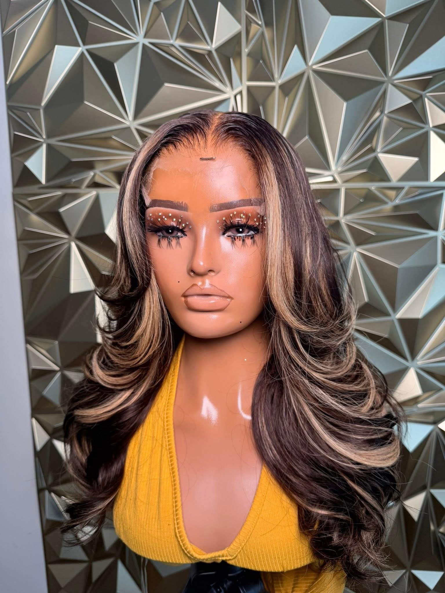 Emorie-18"-6x6 HD