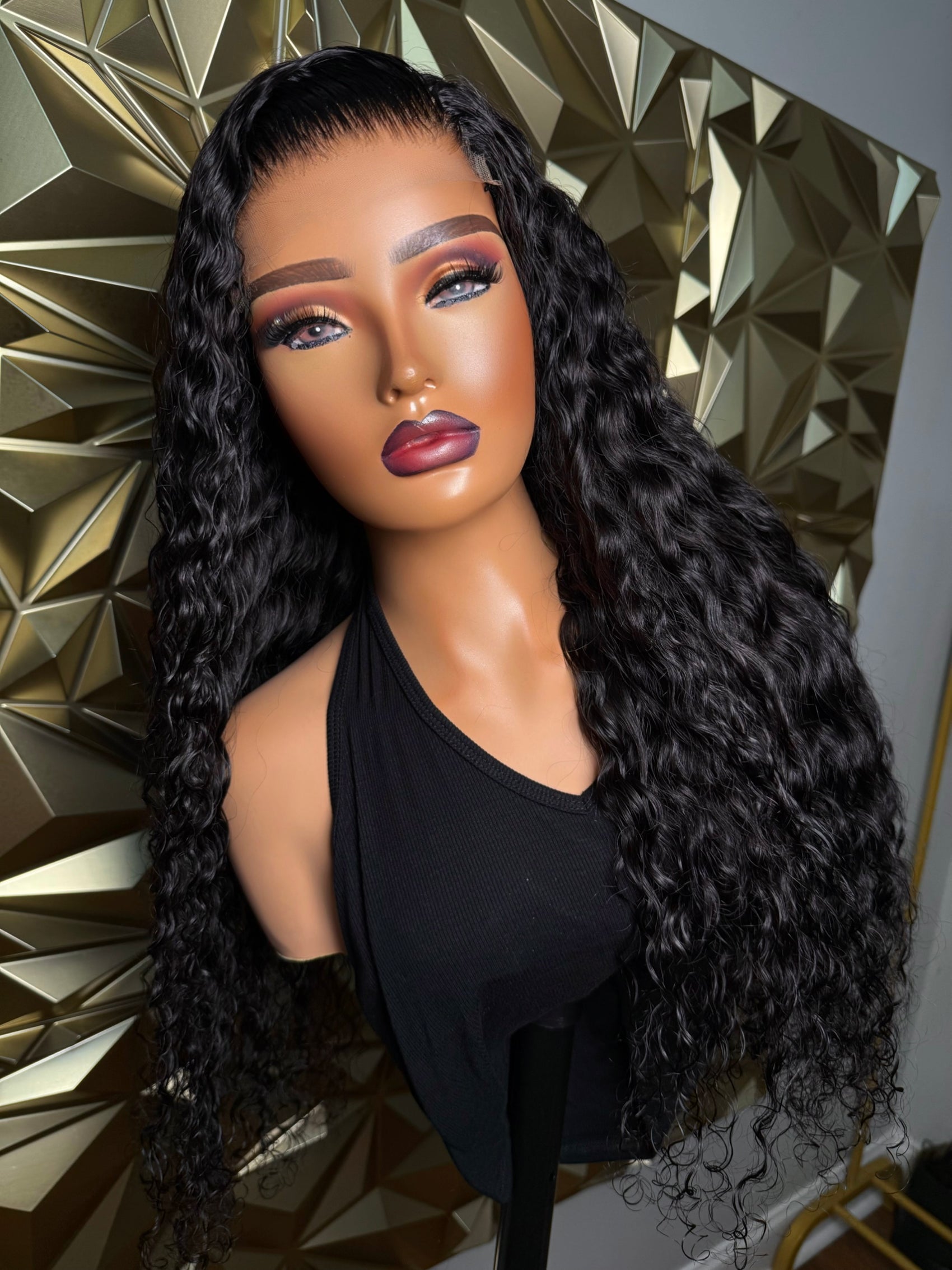 Jordan-Closure Wig