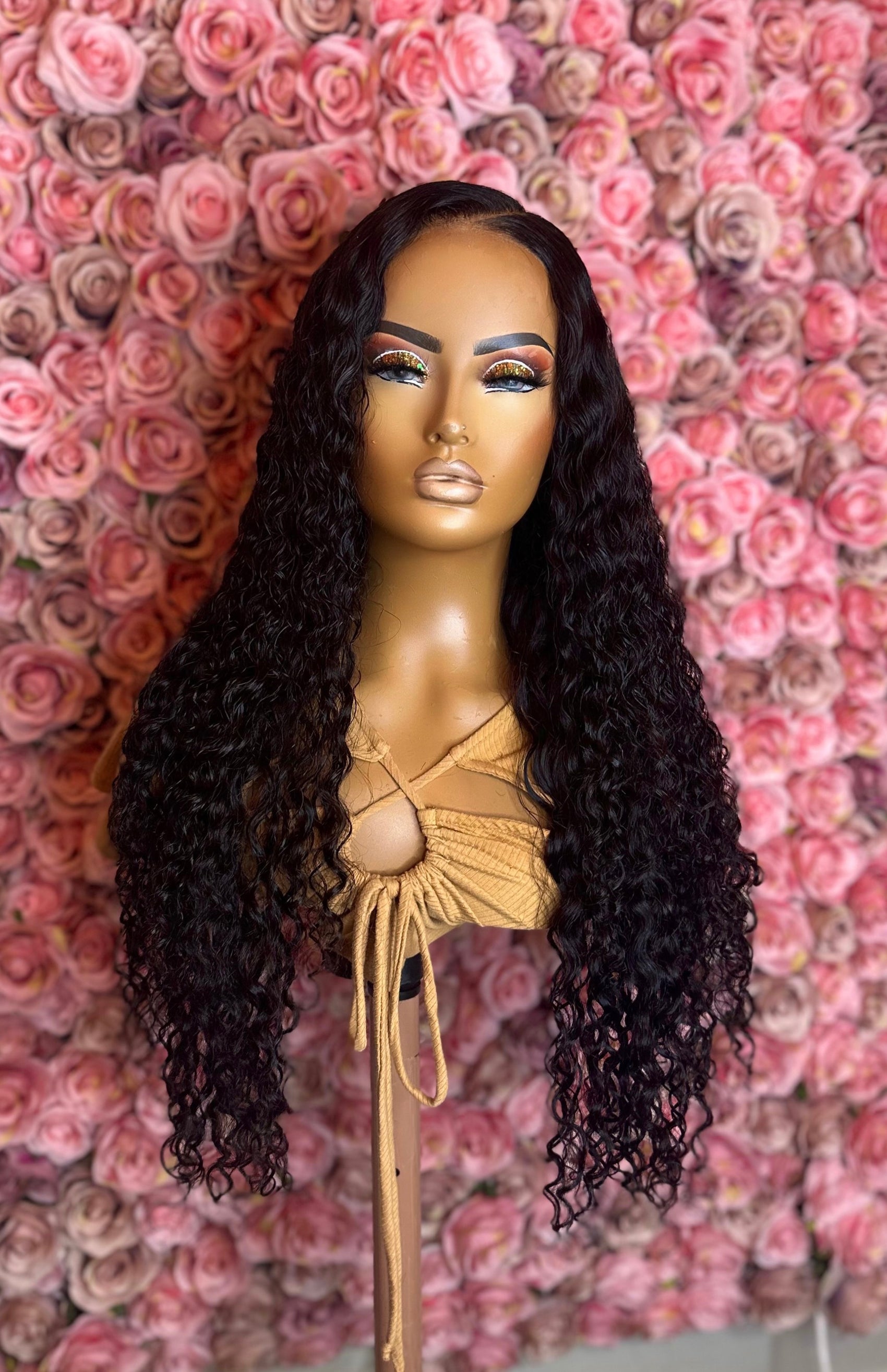 Cholè-Clsoure Wig